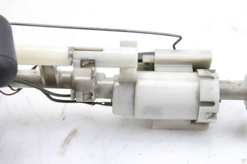 photo de BOMBA DE COMBUSTIBLE YAMAHA XP T-MAX TMAX ABS 500 (2004 - 2007)