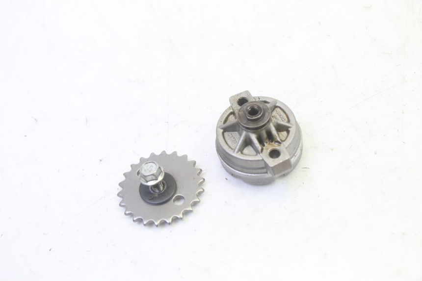 photo de BOMBA ACEITE PIAGGIO MP3 LT 300 (2010 - 2016)