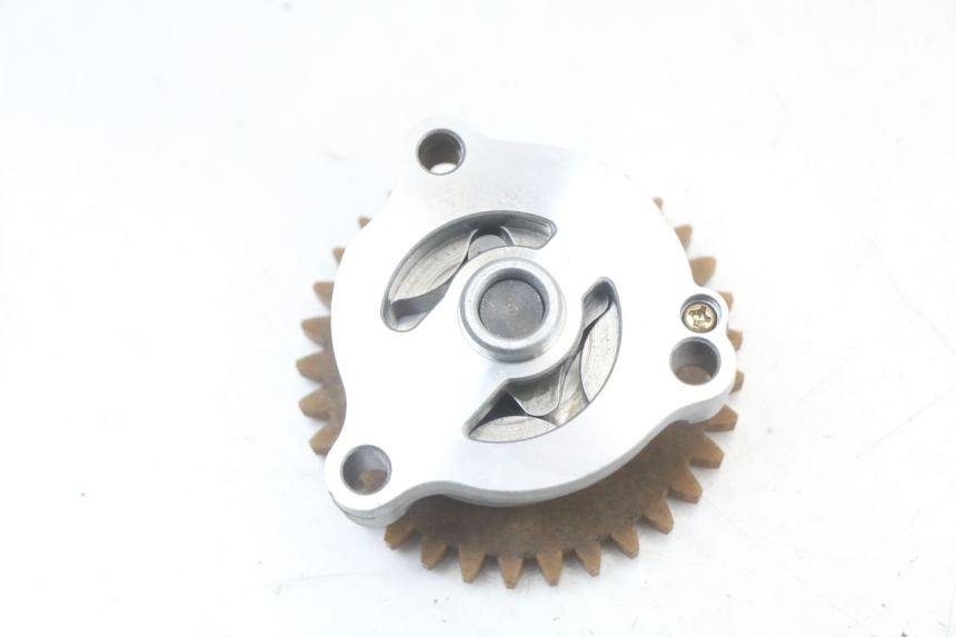 photo de BOMBA ACEITE SUZUKI VL INTRUDER 125 (2004 - 2007)