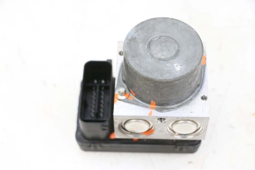 photo de BOMBA ABS SUZUKI BURGMAN 650 (2013 - 2020)