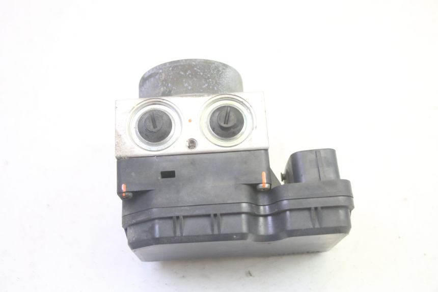 photo de BOMBA ABS YAMAHA FJR ABS 1300 (2006 - 2012) - Marcados y referencias originales