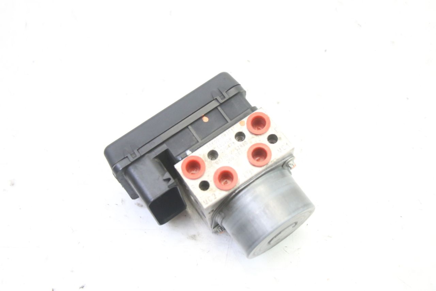 photo de BOMBA ABS SUZUKI GSR 750 (2011 - 2017)