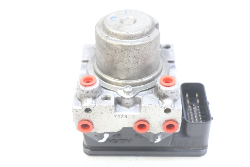 photo de BOMBA ABS HONDA FJS SILVERWING SILVER WING 400 (2009 - 2016)