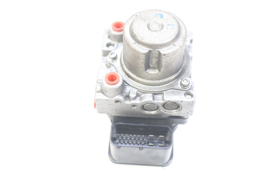 photo de BOMBA ABS HONDA FJS SILVERWING SILVER WING 400 (2009 - 2016)