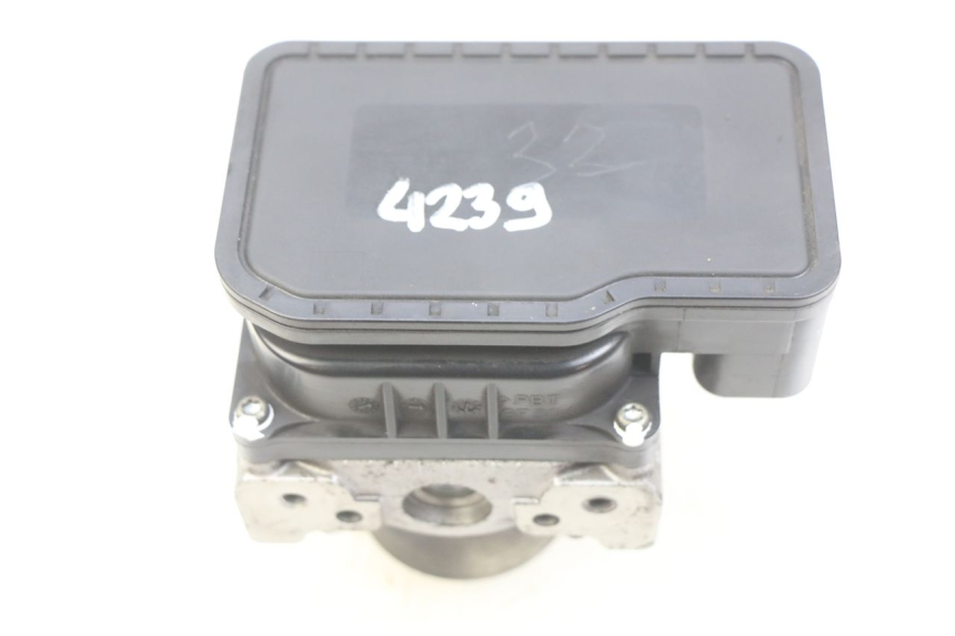 photo de BOMBA ABS HONDA FJS SILVERWING SILVER WING 400 (2009 - 2016)