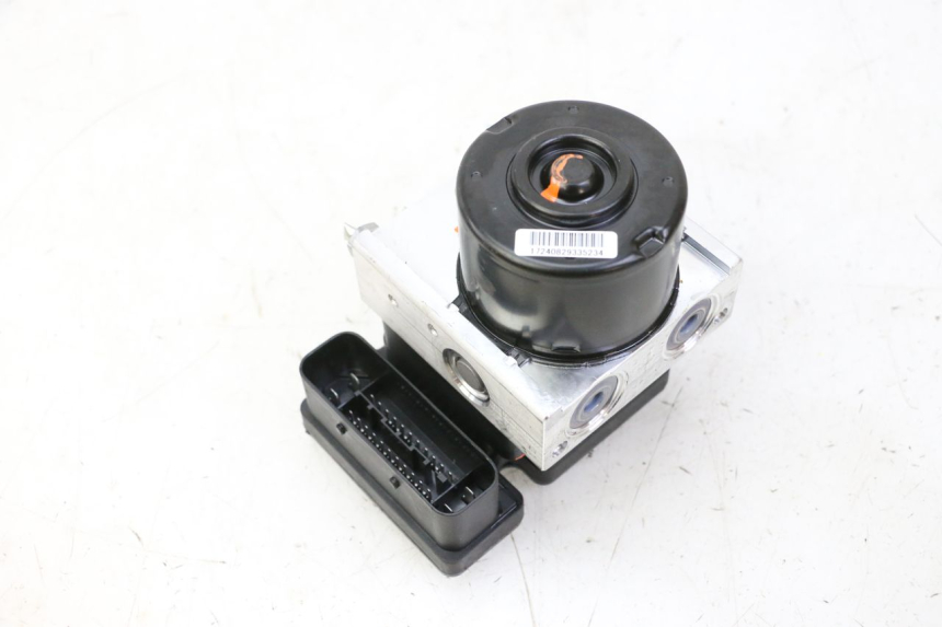 photo de BOMBA ABS PIAGGIO MP3 HPE 310 (2024 - 2025)