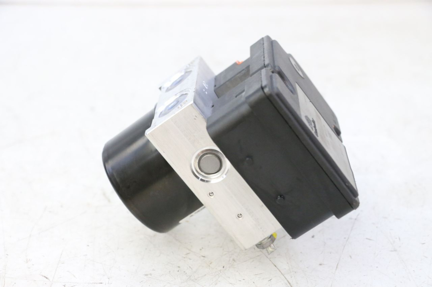 photo de BOMBA ABS PIAGGIO MP3 HPE 310 (2024 - 2025)