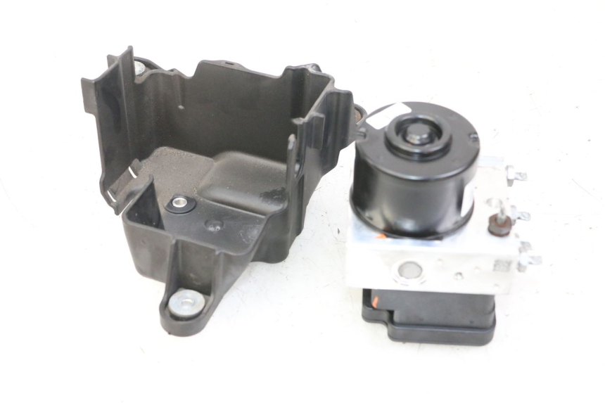 photo de BOMBA ABS PIAGGIO MP3 500 (2014 - 2016)