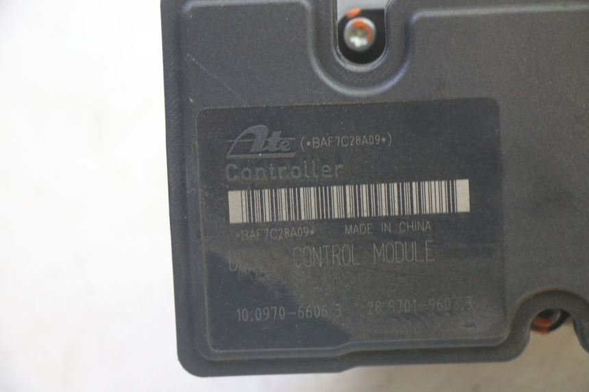 photo de BOMBA ABS PIAGGIO MP3 500 (2016 - 2018) - Recambio usado revisado