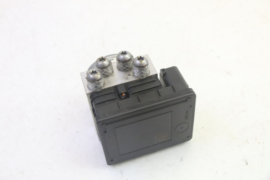 photo de BOMBA ABS BMW R GS 1250 (2021 - 2024) - Estado de la superficie y material