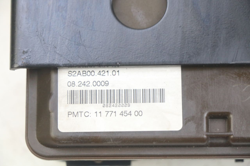 photo de BOMBA ABS PEUGEOT SATELIS 125 (2010 - 2012)