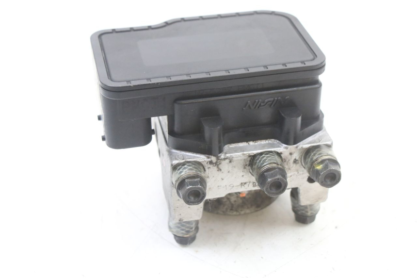 photo de BOMBA ABS PEUGEOT SATELIS 125 (2013 - 2018)