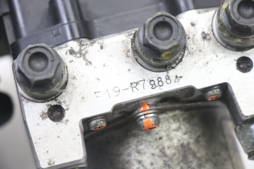 photo de BOMBA ABS PEUGEOT SATELIS 125 (2013 - 2018)