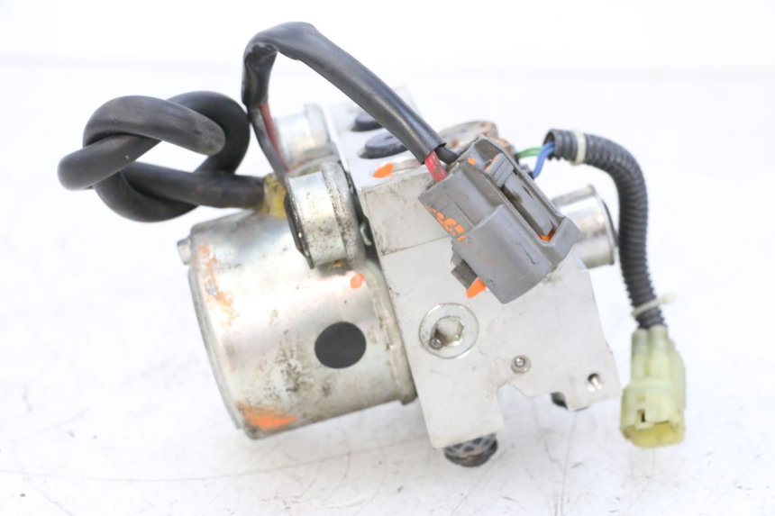 photo de BOMBA ABS YAMAHA TDM ABS 900 (2002 - 2014) - Recambio usado revisado