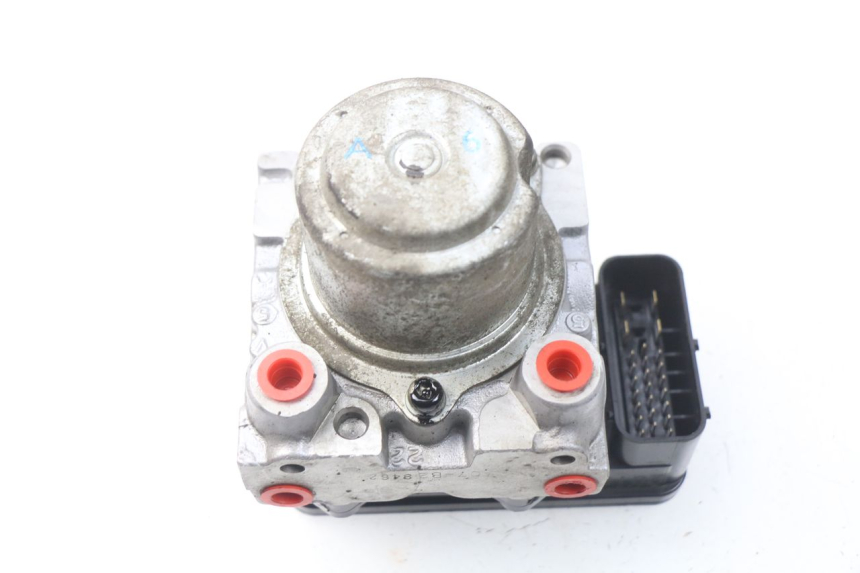 photo de BOMBA ABS TRIUMPH SPRINT ST ABS 1050 (2005 - 2007)