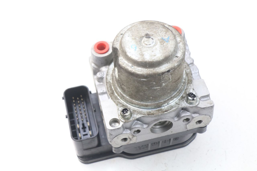 photo de BOMBA ABS TRIUMPH SPRINT ST ABS 1050 (2005 - 2007)