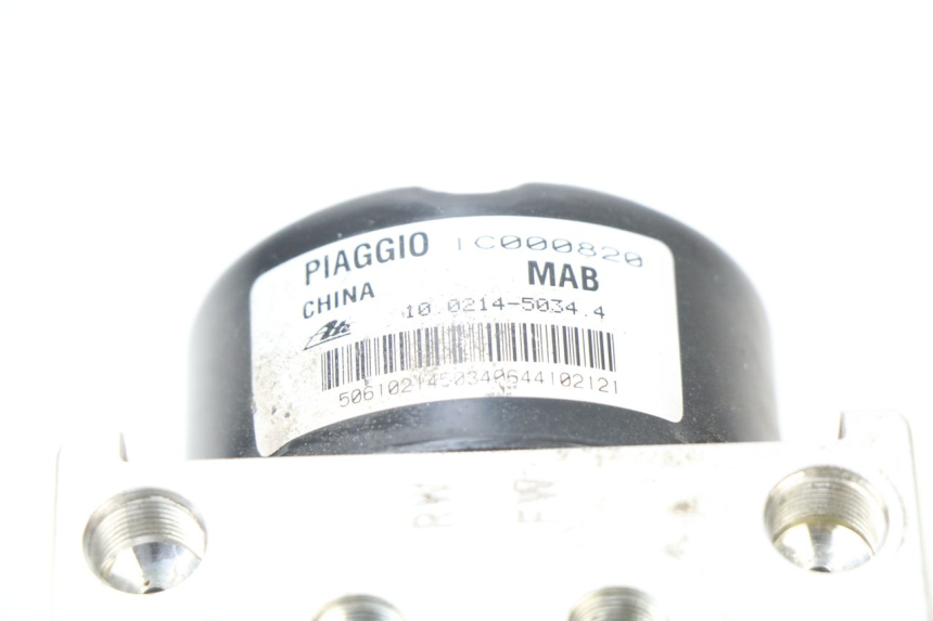 photo de BOMBA ABS PIAGGIO VESPA GTS SUPER IE 125 (2009 - 2016)