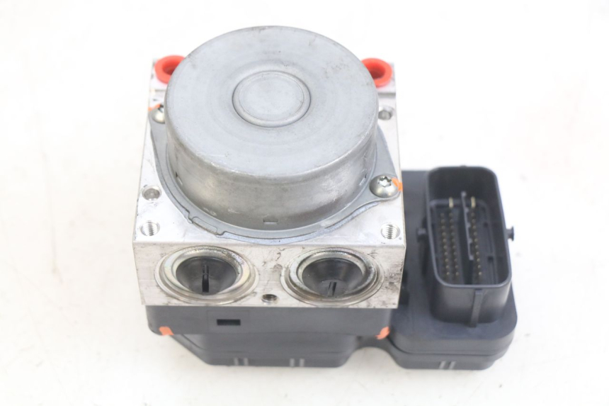 photo de BOMBA ABS YAMAHA X-MAX XMAX 125 (2010 - 2014)