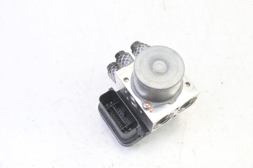 photo de BOMBA ABS YAMAHA XMAX X-MAX 125 (2021 - 2025)