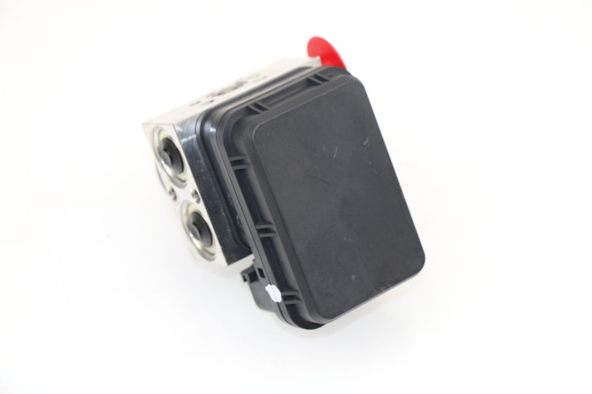 photo de BOMBA ABS YAMAHA MT-07 MT07 700 (2018 - 2020)