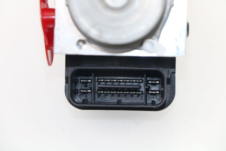 photo de BOMBA ABS YAMAHA MT-07 MT07 700 (2018 - 2020)