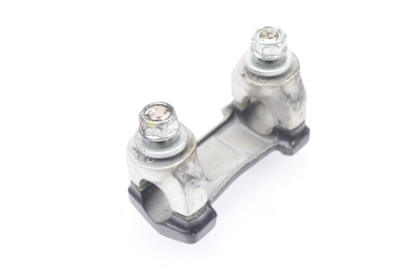 photo de TORRETAS MANILLAR HONDA CBF 125 (2009 - 2015)