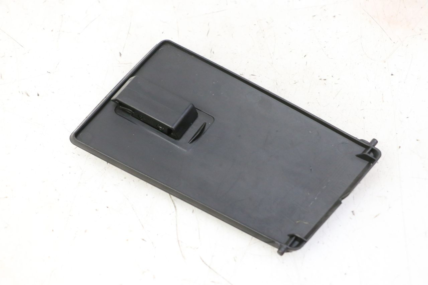 photo de CAJA DE GUANTES PEUGEOT CITYSTAR 50 (2013 - 2017)