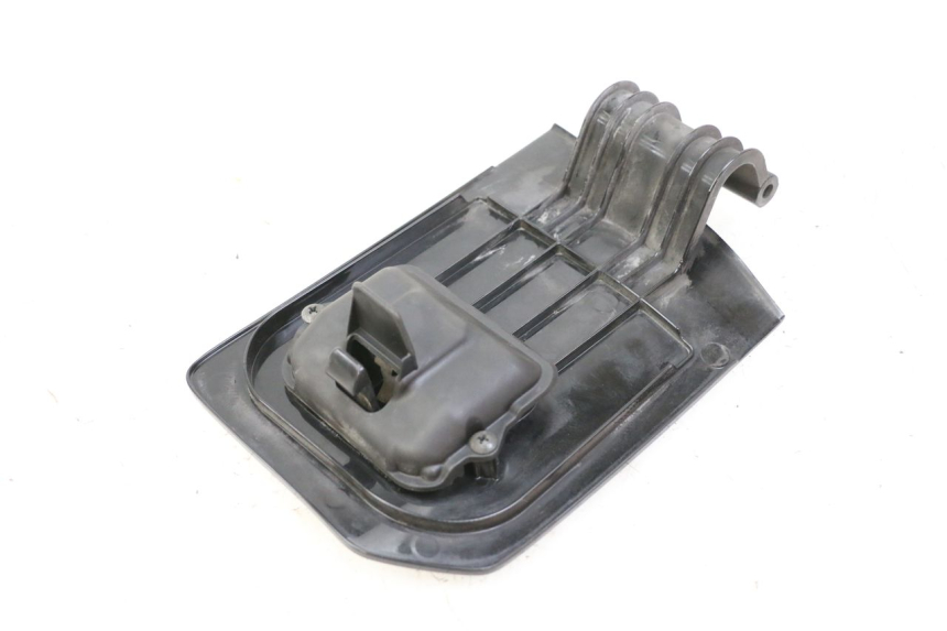 photo de PUERTA GUANTERA HONDA FES S-WING SWING ABS 125 (2007 - 2015)