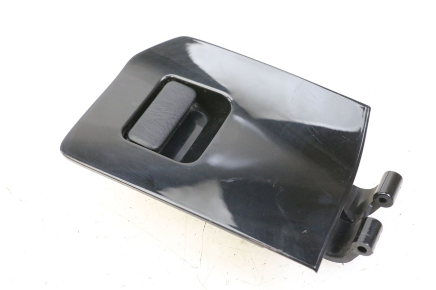 photo de PUERTA GUANTERA HONDA FES S-WING SWING ABS 125 (2007 - 2015)