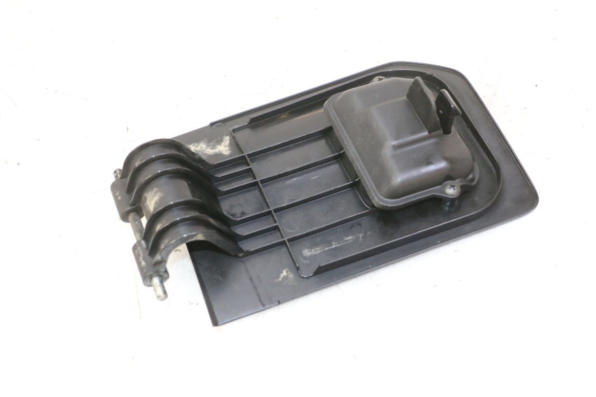 photo de PUERTA GUANTERA HONDA FES S-WING SWING ABS 125 (2007 - 2015)