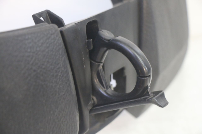 photo de PUERTA GUANTERA PIAGGIO MP3 500 (2016 - 2018) - Zoom estado de uso