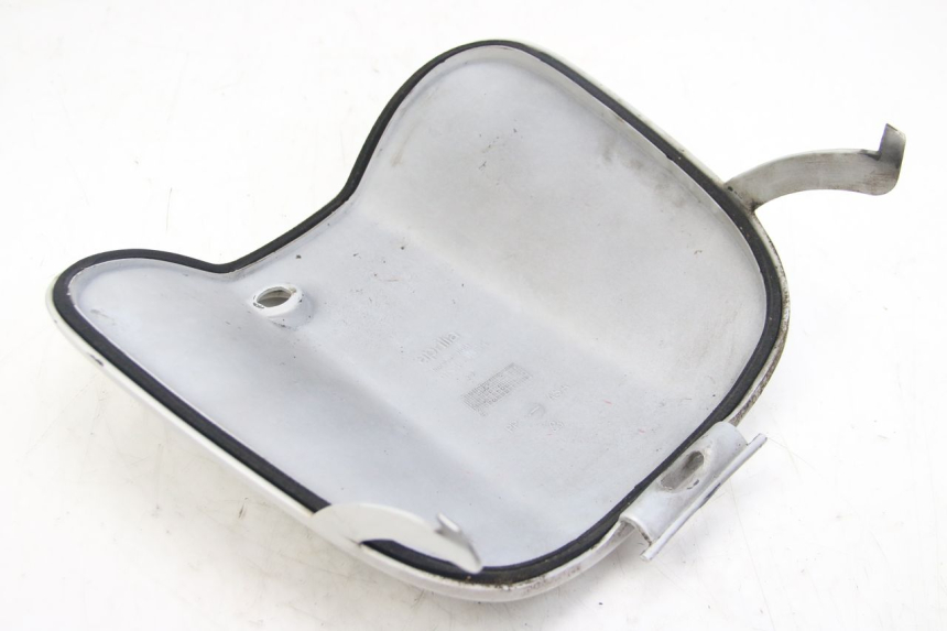 photo de CAJA DE GUANTES APRILIA SCARABEO 4T 50 (2009 - 2017)