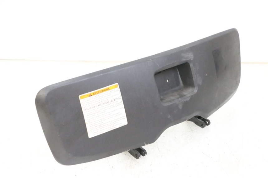 photo de CAJA DE GUANTES SUZUKI BURGMAN 125 (2007 - 2014)