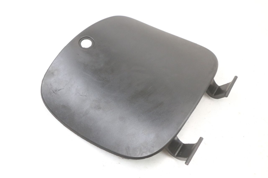 photo de PUERTA GUANTERA PEUGEOT TWEET 125 (2018 - 2021)