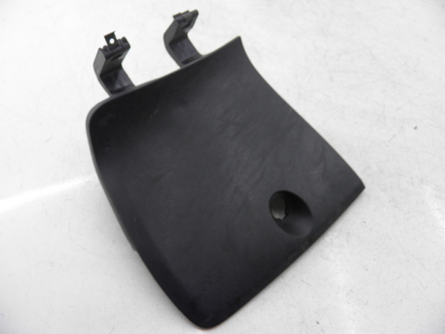 photo de PORTA GUANTERA YAMAHA XMAX X-MAX 125 (2006 - 2009)