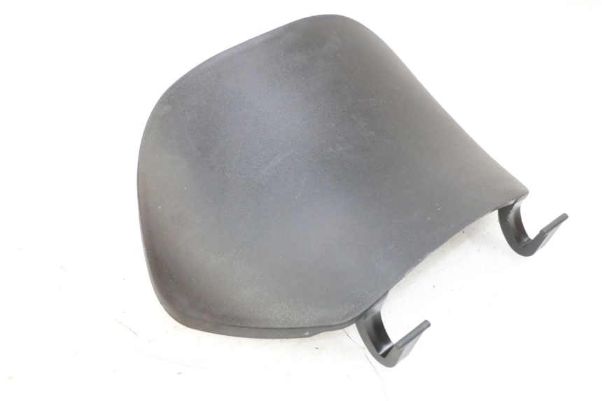 photo de CAJA DE GUANTES PIAGGIO ZIP 4T 50 (2018 - 2020) - Primer plano técnico