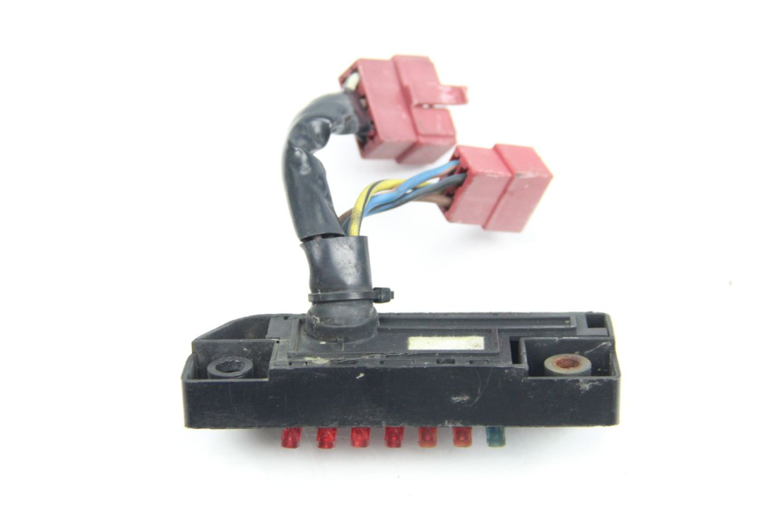 photo de CAJA FUSIBLES HONDA CBR F SC21 1000 (1986 - 1992)