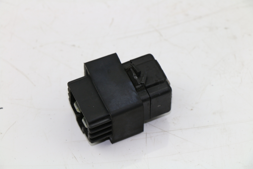 photo de CAJA FUSIBLES HYOSUNG COMET GT 125 (2002 - 2007)