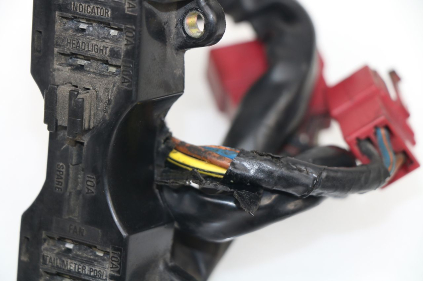 photo de CAJA FUSIBLES HONDA VF 1000 (1984 - 1988)