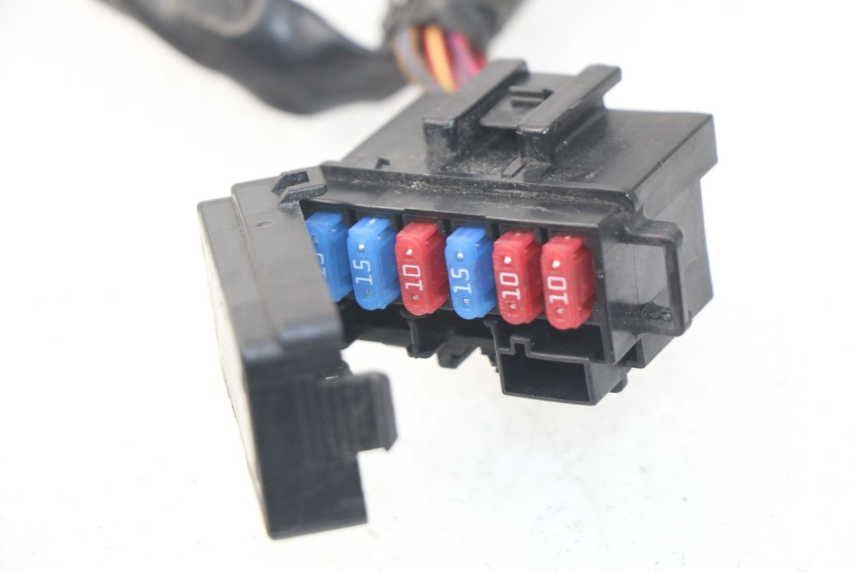 photo de CAJA FUSIBLES YAMAHA XP T-MAX TMAX ABS 500 (2004 - 2007)