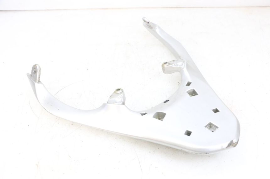 photo de PORTAEQUIPAJES PIAGGIO FLY 4T 50 (2013 - 2017) - Detalles de los puntos de fijación