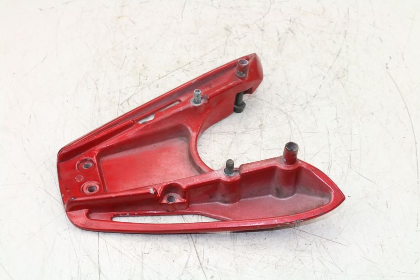 photo de PORTAEQUIPAJES  KEEWAY FOCUS 50 (2006 - 2009) - Detalle de la pieza