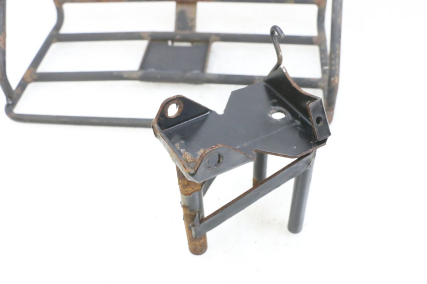 photo de PORTAEQUIPAJES PEUGEOT LUDIX 50 (2008 - 2017) - Detalles de los puntos de fijación