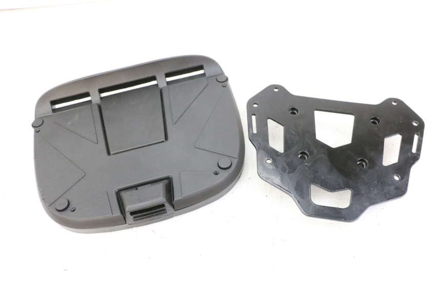 photo de PORTAEQUIPAJES  PIAGGIO MP3 500 (2014 - 2016)