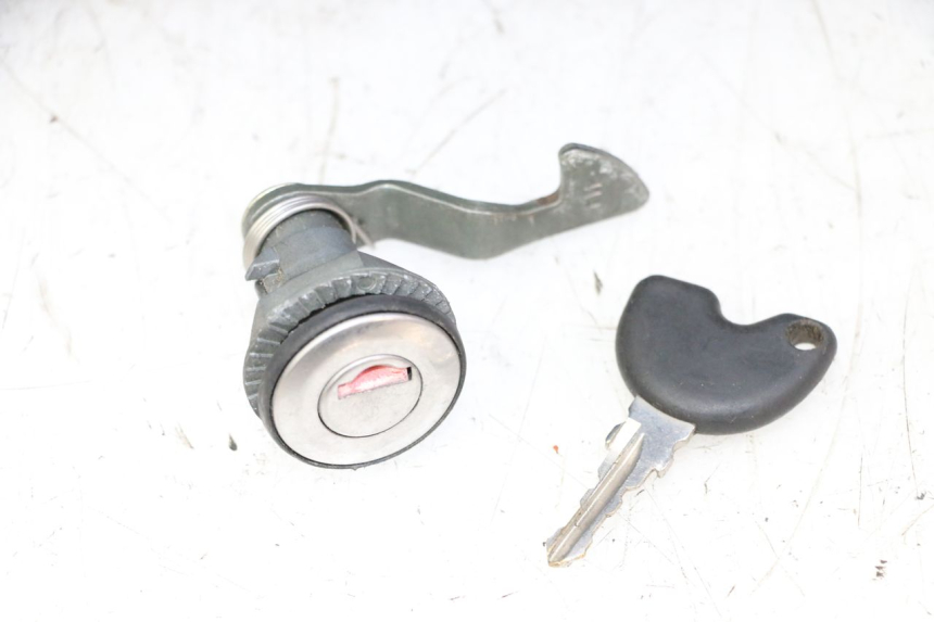photo de PORTAEQUIPAJES PIAGGIO X9 EVOLUTION 125 (2003 - 2007)