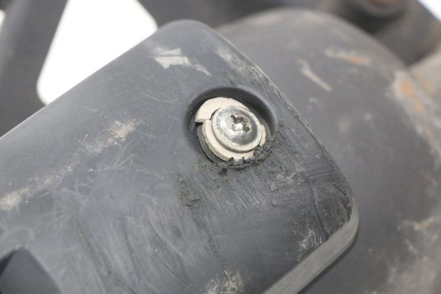 photo de ESCAPE MBK BOOSTER SPIRIT NAKED 50 (2004 - 2017)