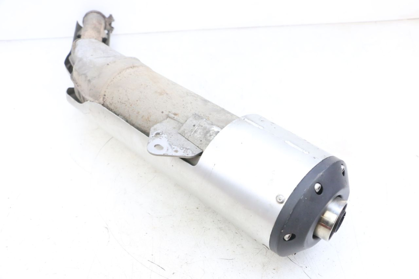 photo de ESCAPE IZQUIERDO SUZUKI DL V STROM 1000 (2002 - 2007) - Recambio usado revisado