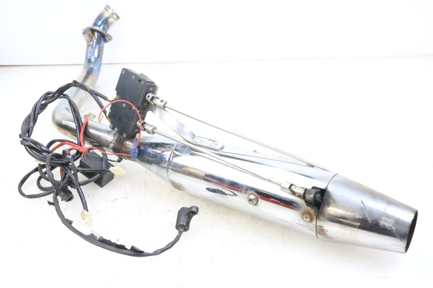 photo de ESCAPE HARLEY DAVIDSON SPORTSTER XL CUSTOM 1200 (2003 - 2004)