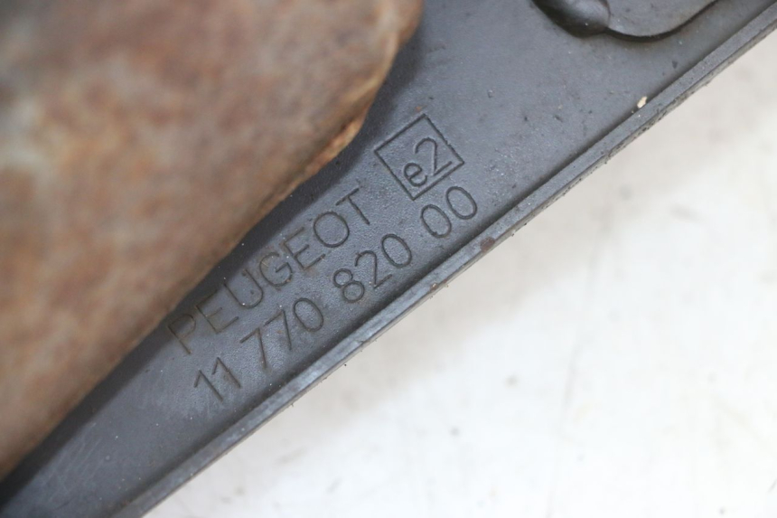photo de ESCAPE PEUGEOT JET FORCE CARBU 50 (2003 - 2016)