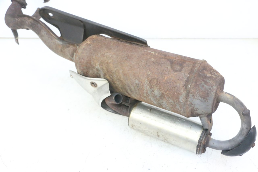 photo de ESCAPE PEUGEOT JET FORCE CARBU 50 (2003 - 2016)
